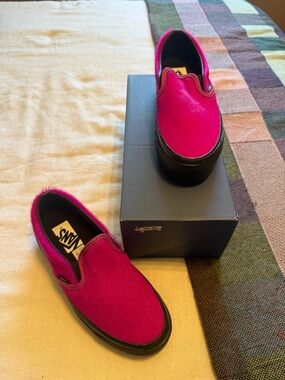 Vans Slip-On Sneakers Bright Pink with Black Soles